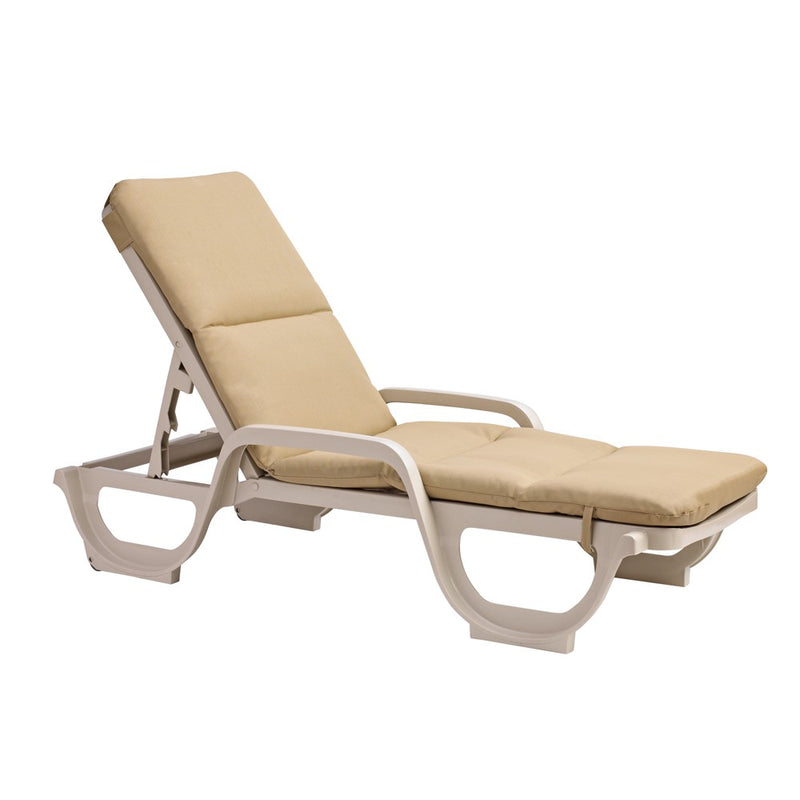 Bahia Chaise Cushion with Hood